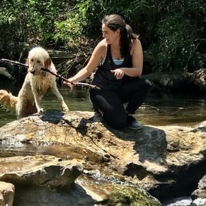 Meet your Posher, Becca